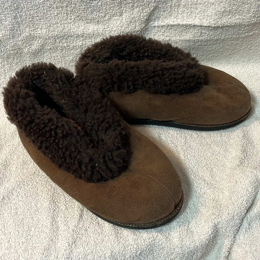 Kids handcrafted chocolate brown sheepskin slippers that fits sizes 2-3
